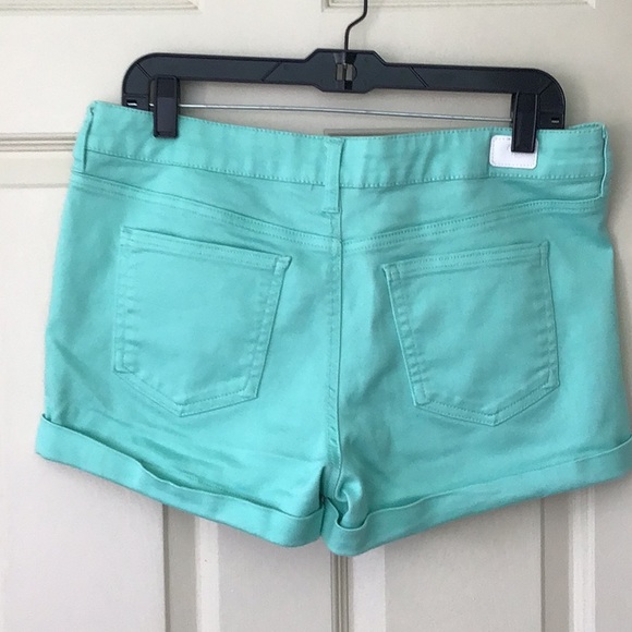 Jean shorts - Picture 2 of 4